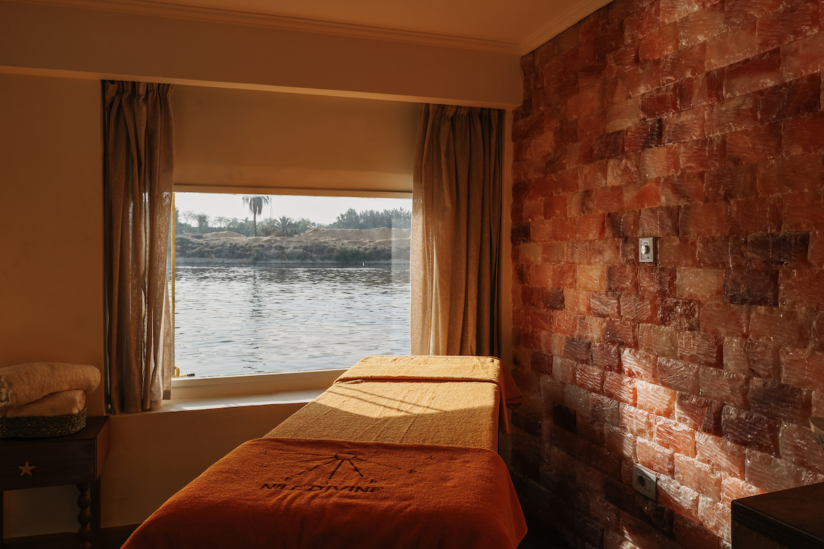 Massage Room with Himalayan Salt Tiles